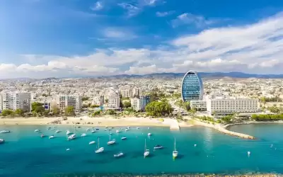 قبرص تختار رئيسا جديدا في سباق