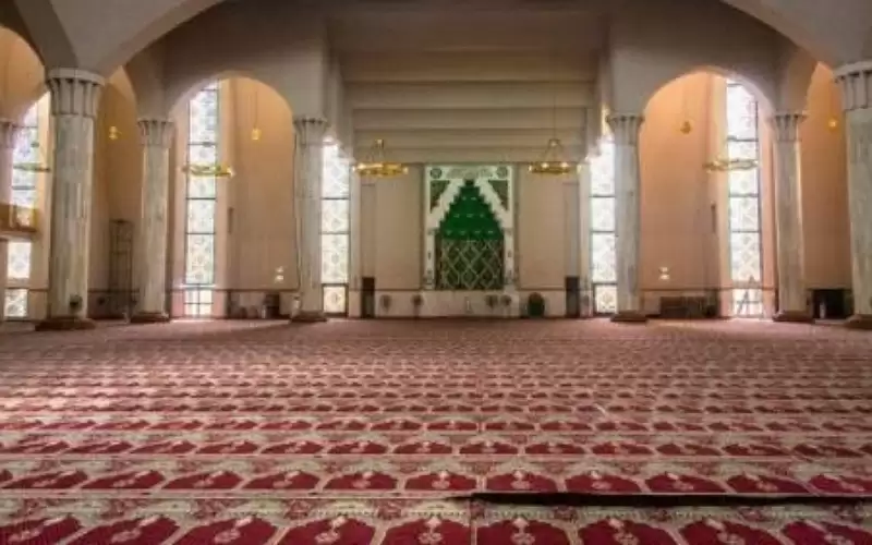 وزير الأوقاف يوعز بفتح المساجد لإيواء