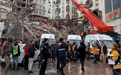 الخبير الهولندي يتوقع زلزالا قويا جديدا