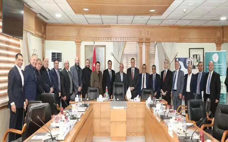 المركزي: الحرص على توجيه السياسة النقدية