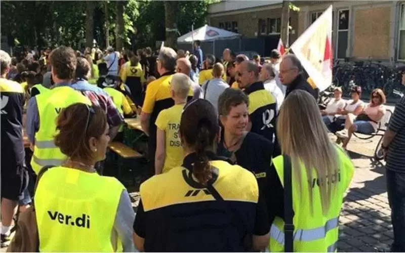 ألمانيا: استمرار إضراب عمال البريد لليوم