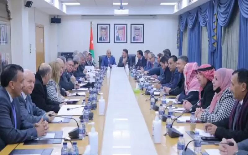 اتفاق حكومي نيابي على عقد لقاء