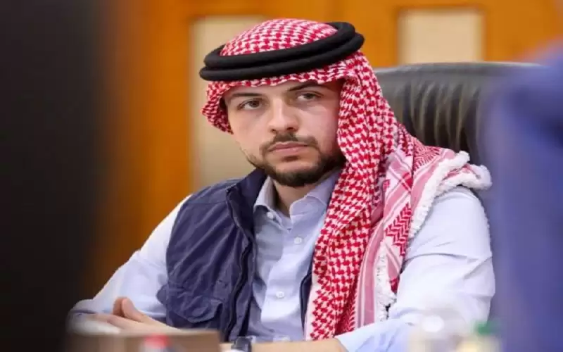 ولي العهد لفريق الإنقاذ الأردني المغادر