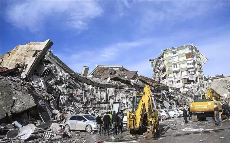 ارتفاع حصيلة قتلى الزلزال بتركيا إلى