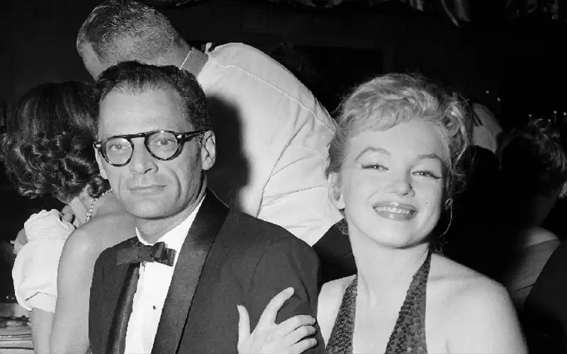 حين تحدث أرثر ميلر بشكل موارب