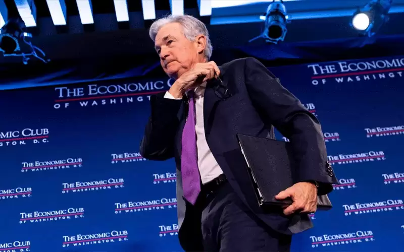 جيروم باول يؤكد استمرار رفع الفوائد