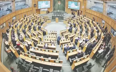 موازنة 2023 وضعف حجج اليمين واليسار