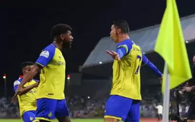 رونالدو يسجل سوبر هاتريك الأول له