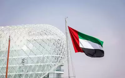 رئيس الإمارات يتقبل التعازي