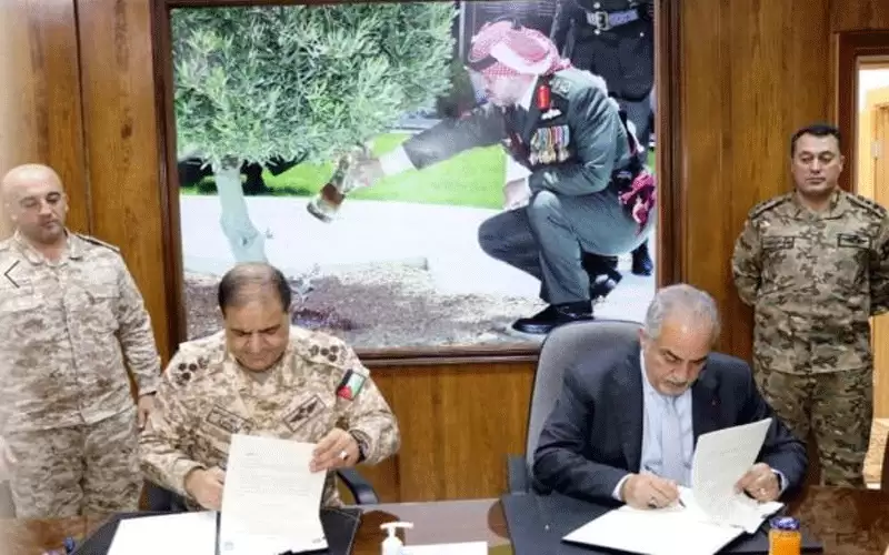 مذكرة تفاهم بين كلية الدفاع الوطني