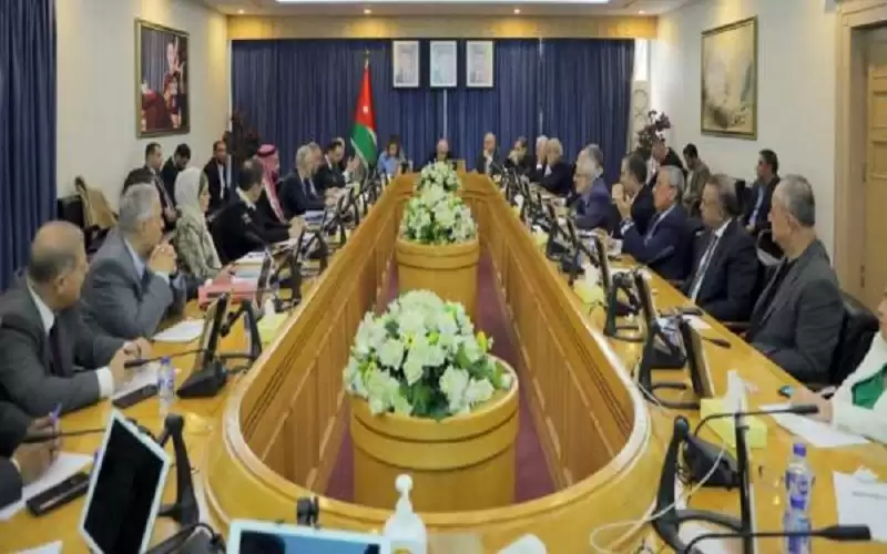 وزير المالية: انخفاض القوة الشرائية يشوه