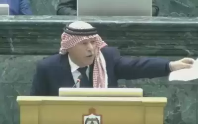 العرموطي يهاجم الحكومة بقضايا تبديد المال