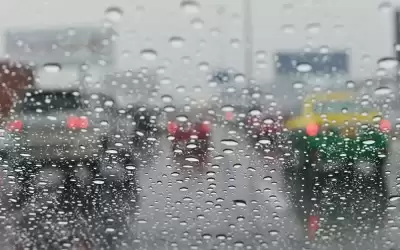 زخات مطرية وأجواء شديدة البرودة ليلا