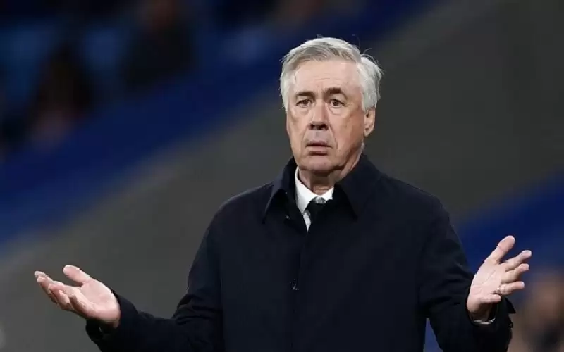 أنشيلوتي يتحدث عن سيبايوس وأسينسيو