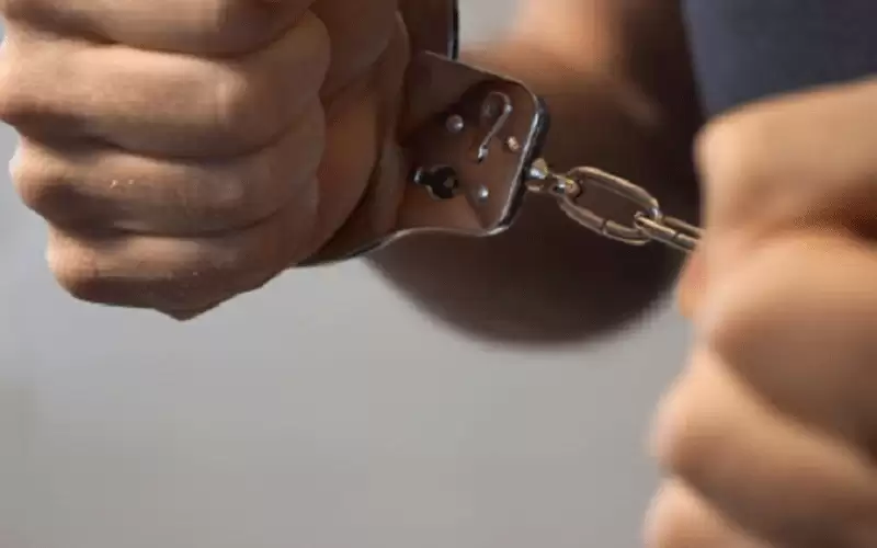 القبض على شخص اعتدى على صاحب