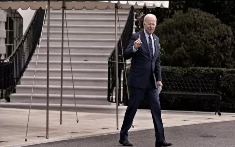 بايدن يخضع لفحوص طبية