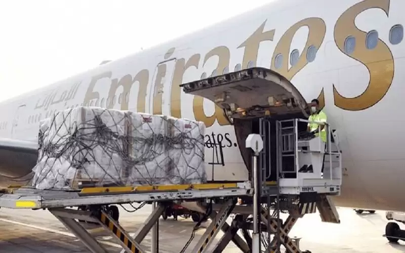 الإمارات تقدم 400 وحدة سكنية لمنكوبي