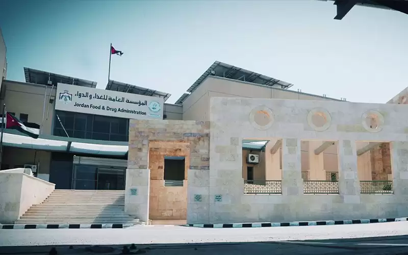 الغذاء والدواء تتعامل مع 54 الف