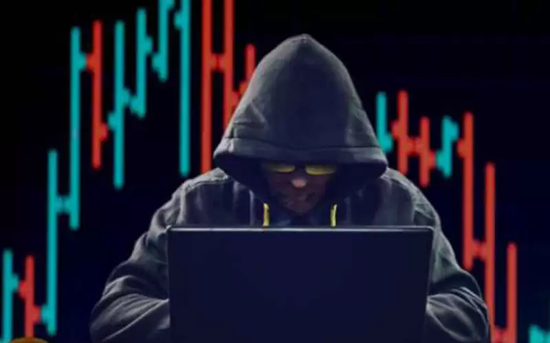 تفاصيل جديدة وتوقيف 8 متهمين بقضية