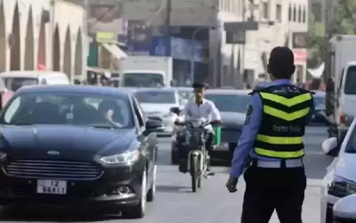 السير تحذر السائقين على طريق المطار