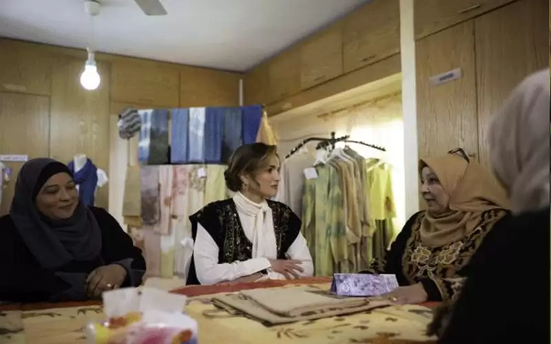 الملكة رانيا تلتقي سيدات في غور