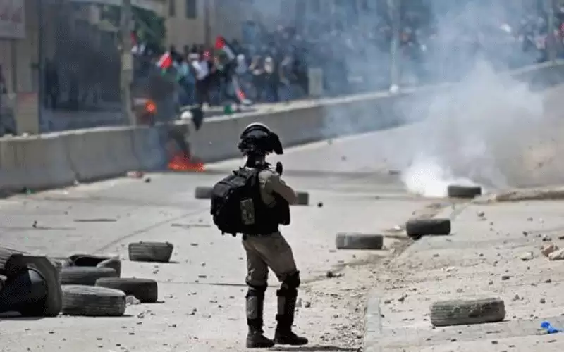 استشهاد فلسطيني في الخليل متأثرا بإصابته