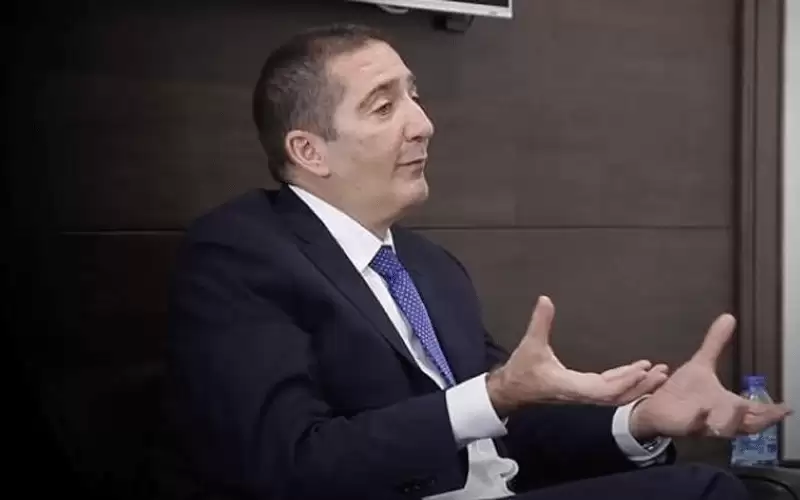 الرفاعي: أزمات الإقليم أجبرت الأردن على