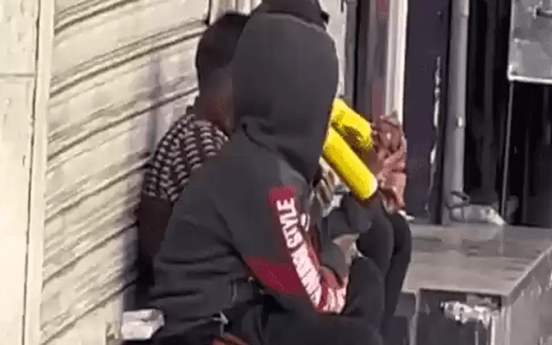 ضبط 3 أطفال تجرعوا غاز قداحات