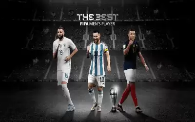 ميسي يتوج بجائزة افضل لاعب بالعالم
