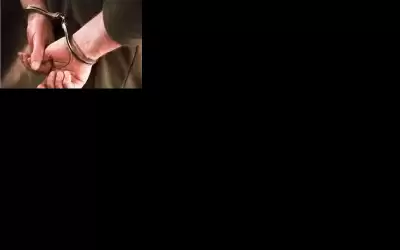 القبض على شخص عبث بعدادات كهرباء