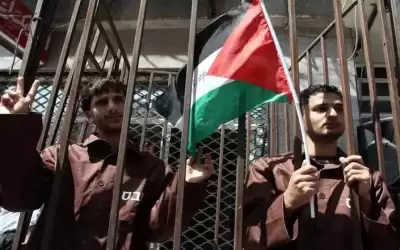 الأسرى الفلسطينيون يواصلون احتجاجهم لليوم الـ15