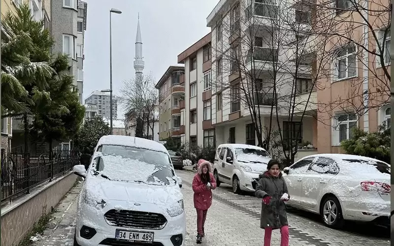 تركيا تهدم مئات البنايات باسطنبول تحسبا