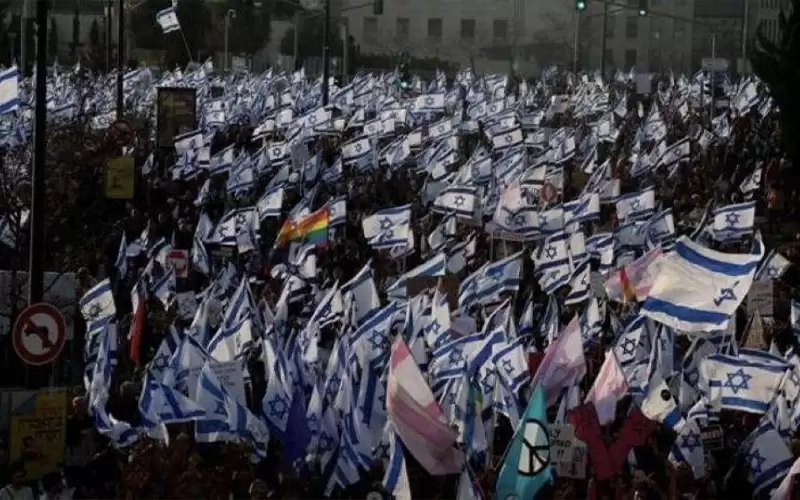 يوم التشويشات في إسرائيل.. احتجاجات وإغلاق