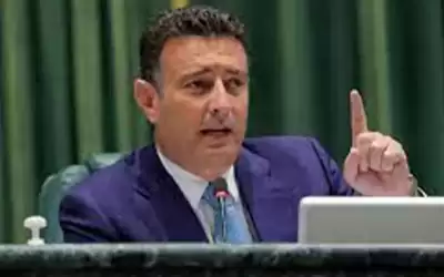 رئيس مجلس النواب يلتقي رئيس اللجنة
