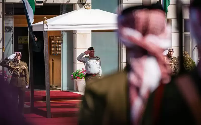 الملك يستذكر شجاعة قرار الحسين والأردنيين