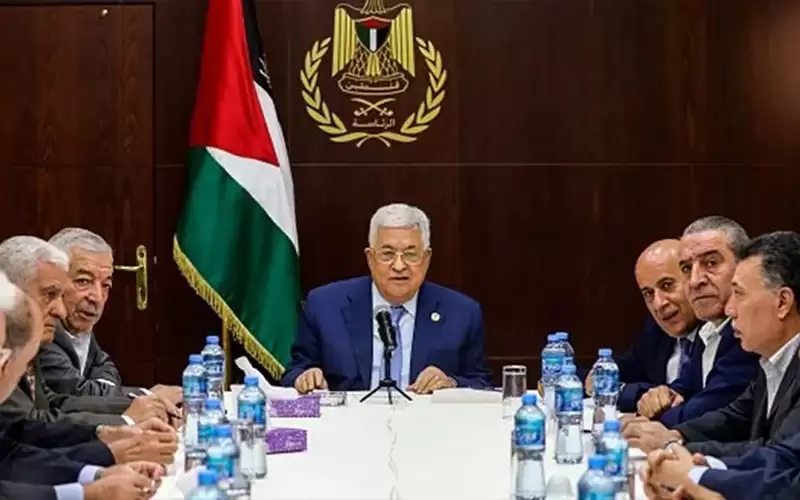 قناة عبرية: السلطة الفلسطينية تتفكك تدريجيا