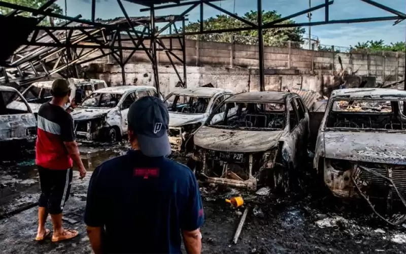 إندونيسيا: مقتل 17 جراء حريق بمستودع