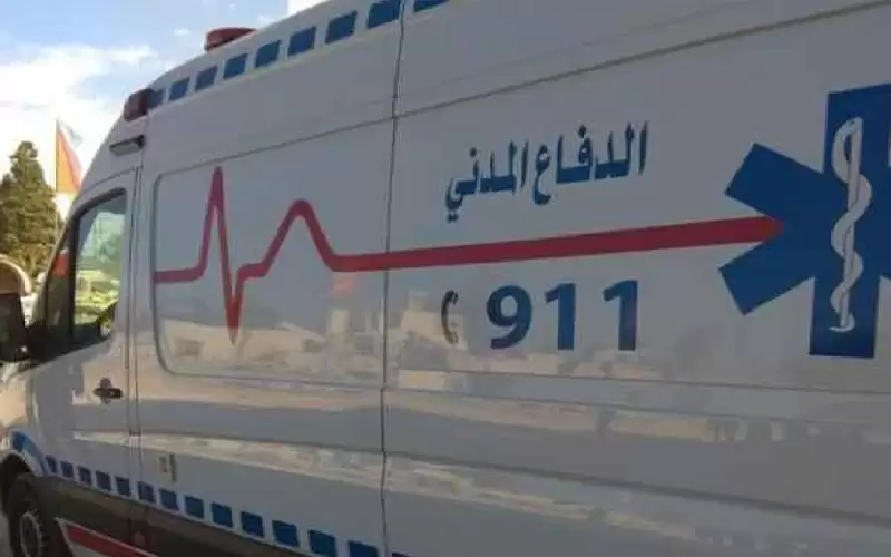 إنقاذ شخصين علقا أسفل مقطع صخري