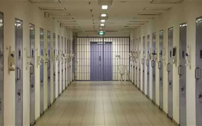 العدل: إجراءات لمعالجة اكتظاظ مراكز الإصلاح