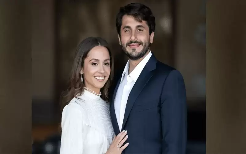 الملكة تنشر ذكرياتها مع الأميرة إيمان