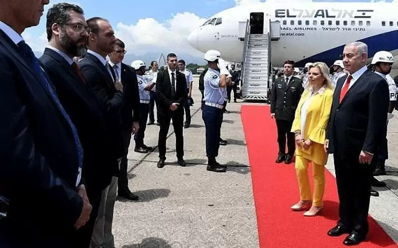 الطيارون الإسرائيليون يرفضون نقل نتنياهو وزوجته