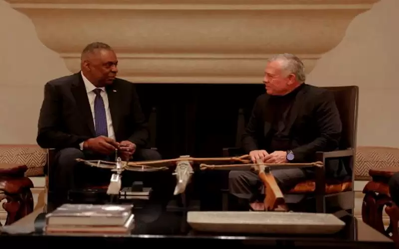 الملك لوزير الدفاع الأمريكي: ضرورة خفض