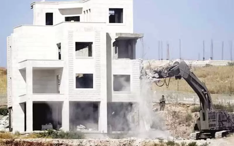 بن غفير يأمر بمواصلة عمليات هدم