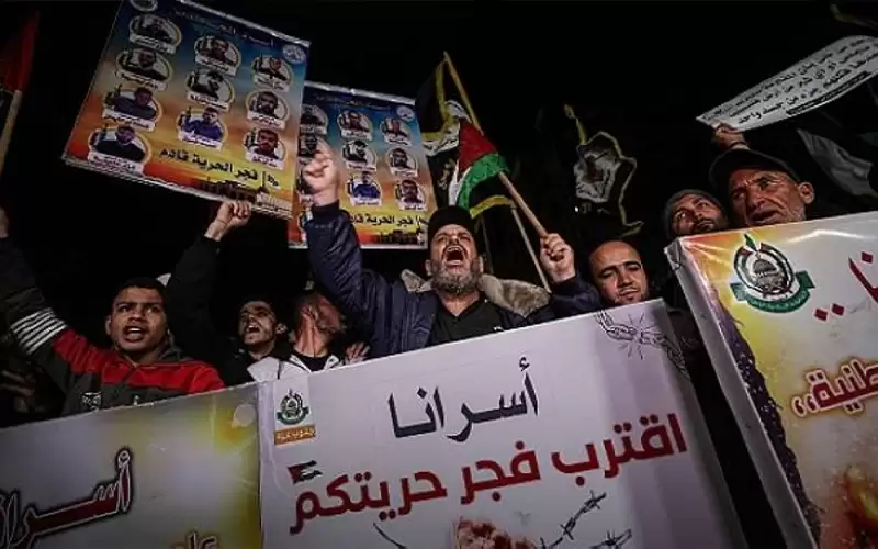 عصيان الأسرى يدخل يومه الـ23: توتر