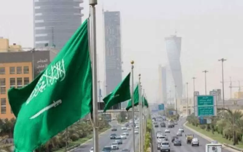 السعودية تسمح للمقيمين بالخليج بالحصول على