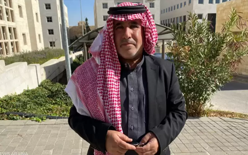 في سن الخمسين .. .من شاب