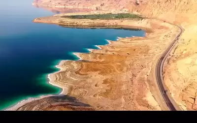 الدفاع المدني ينقذ ٣ أشخاص من