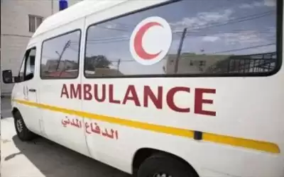 7 إصابات بتدهور تريلا واصطدامها بمركبات