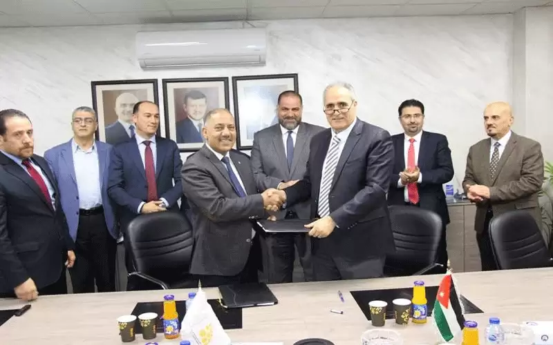 اتفاقية لإقامة محطة تحويل كهربائية بالزرقاء