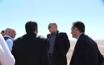 الخصاونة يفتتح ويتفقد مشاريع في العقبة